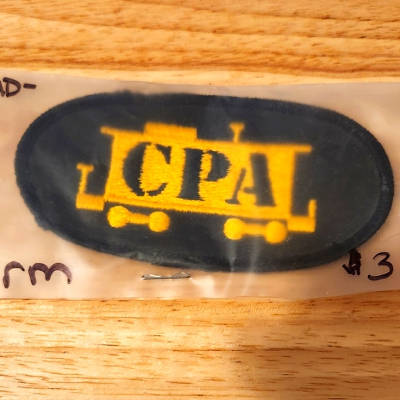 CPA PATCH ON A TRAIN - Picture 1 of 2